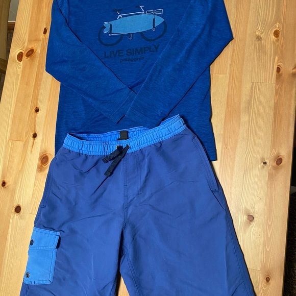 Patagonia Swim- Long Sleeve swim top + Swim Short - Picture 4 of 4